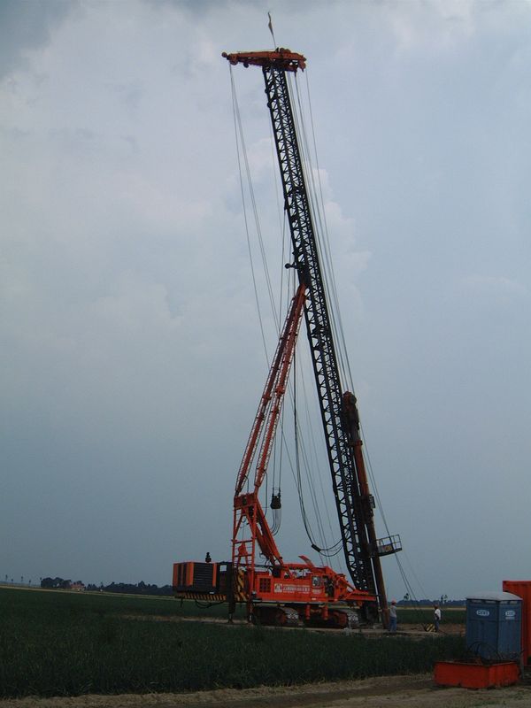 De aanleg van de fundering van het windpark