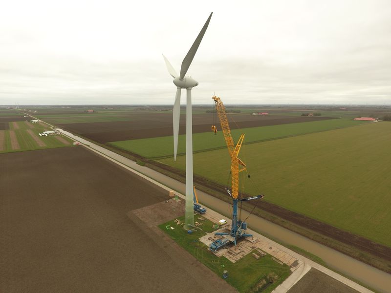 1 maart 2019; kraan opgebouwd bij windmolen 5