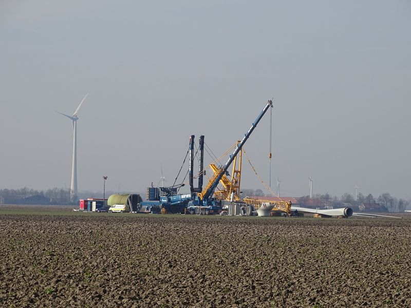 14 februari 2019; start ontmanteling tweede windmolen