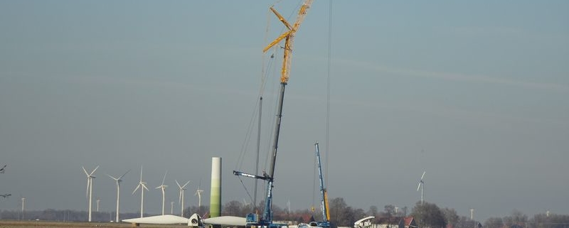 27 februari 2018; windmolen 4 wordt ontmanteld