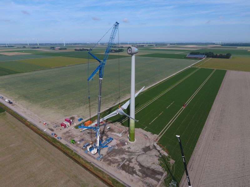 23 augustus 2019; opbouw windmolen 2