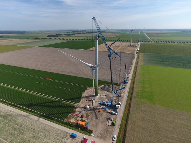 23 augustus 2019; opbouw windmolen 2