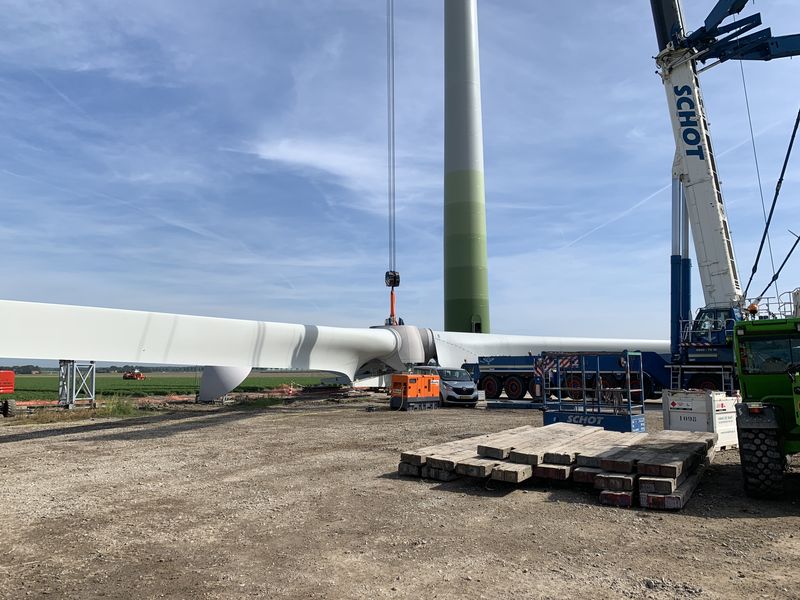 23 augustus 2019; opbouw windmolen 2
